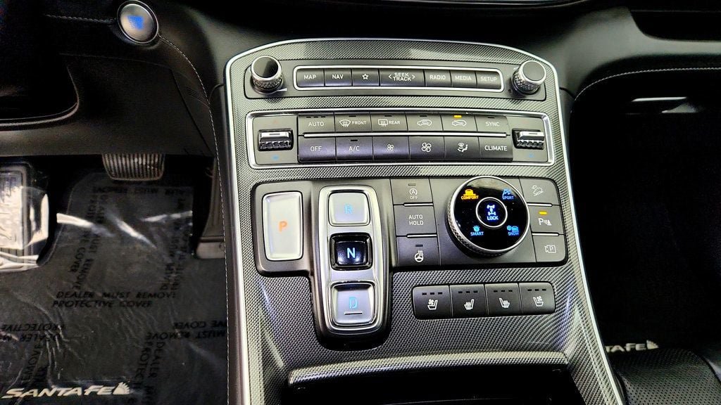 Used 2022 Hyundai Santa Fe Limited AWD/4WD image 18
