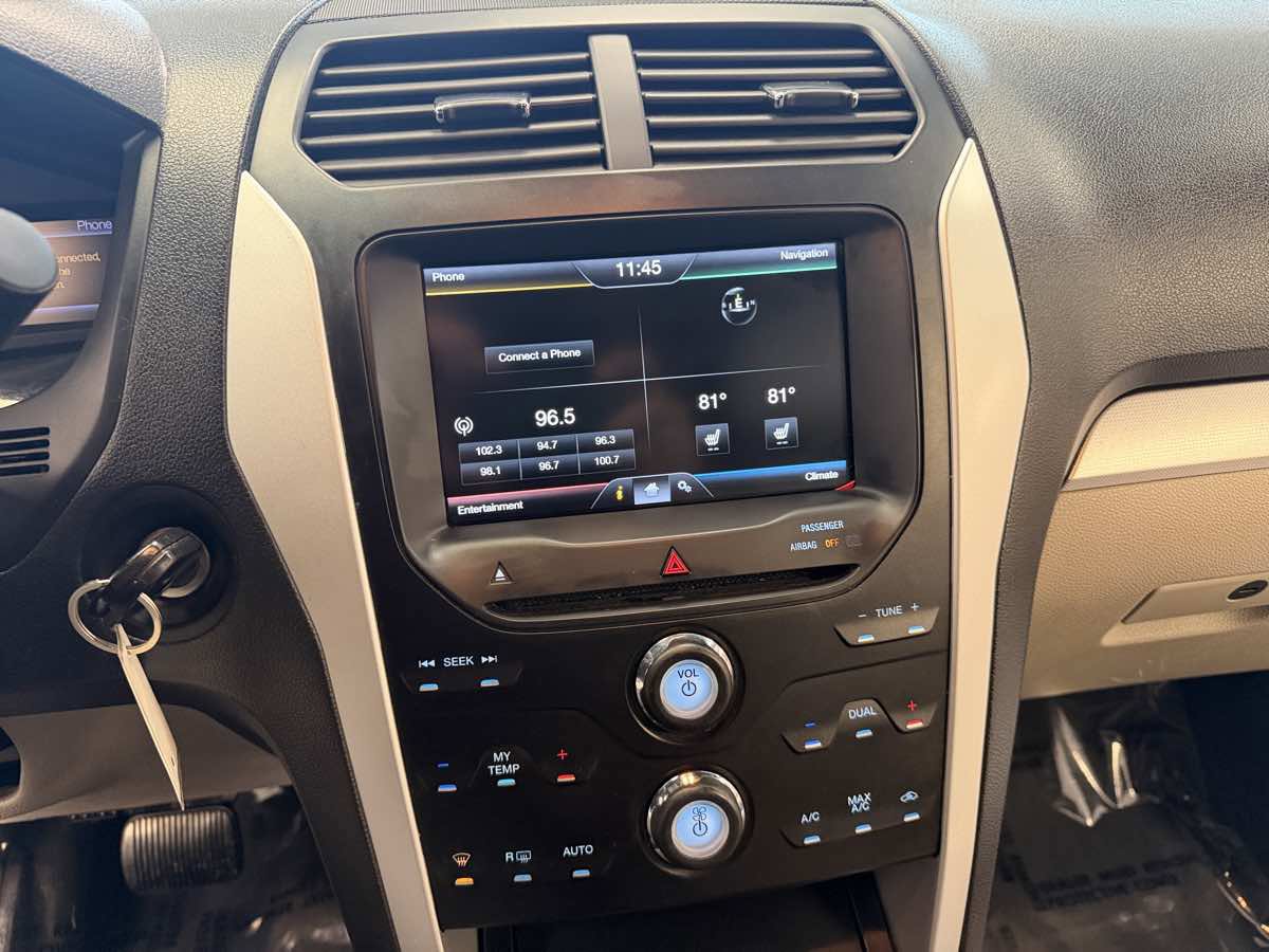 Used 2013 Ford Explorer XLT FWD image 15