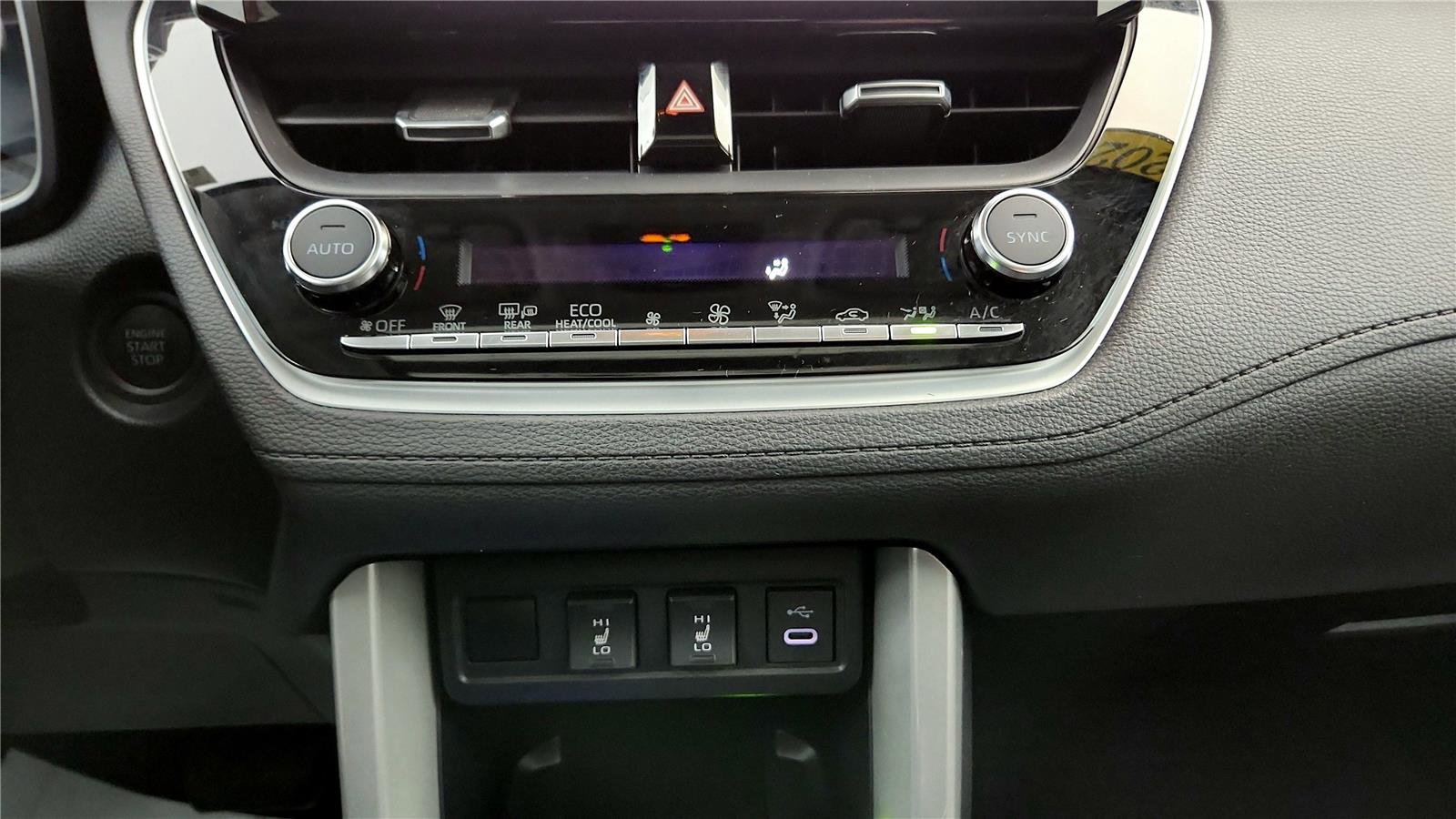 Certified 2024 Toyota Corolla Cross XLE w/ Convenience Package image 39