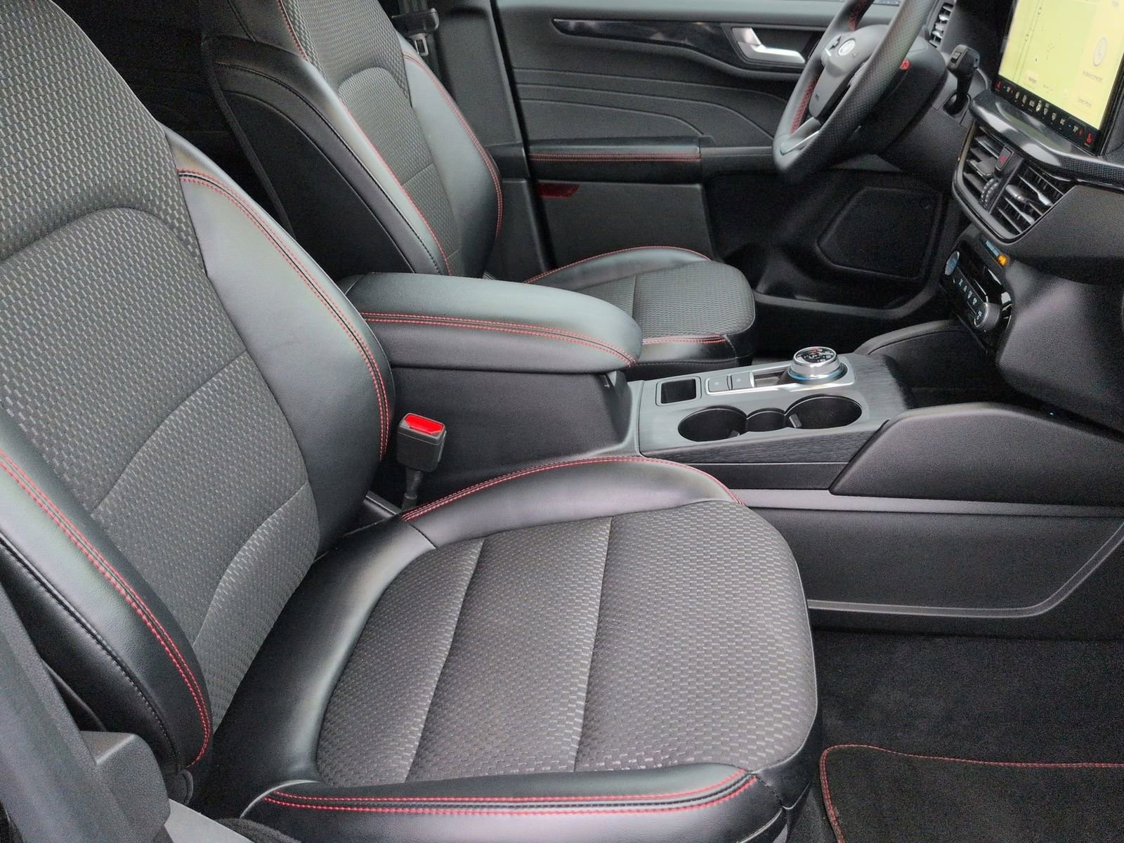 Certified 2023 Ford Escape ST-Line w/ Tech Pack #1 image 23