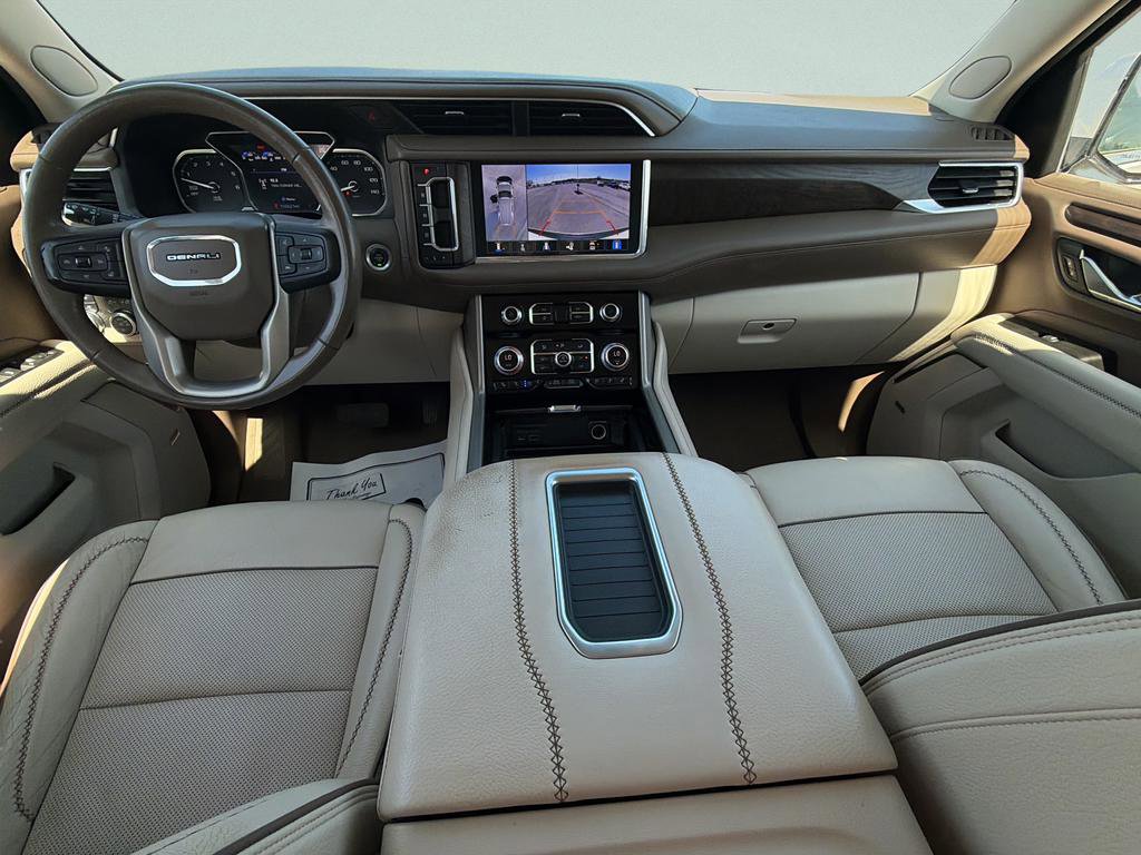 Used 2021 GMC Yukon Denali w/ Denali Premium Package image 19
