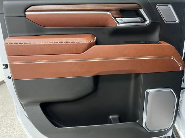 Used 2024 GMC Sierra 3500 Denali Ultimate image 43