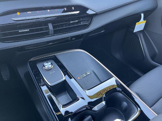 New 2026 Buick Enclave Avenir image 18