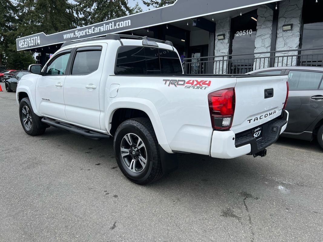 Used 2019 Toyota Tacoma TRD Sport w/ Technology Package AWD/4WD image 3