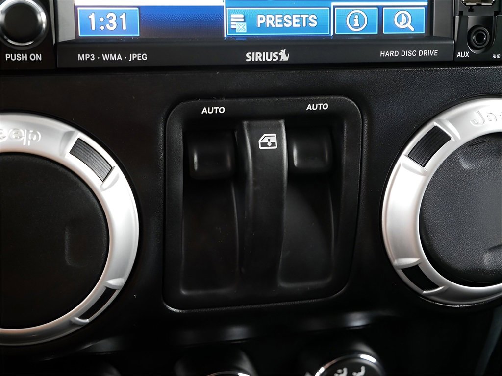 Used 2011 Jeep Wrangler Sahara w/ Dual Top Group image 23