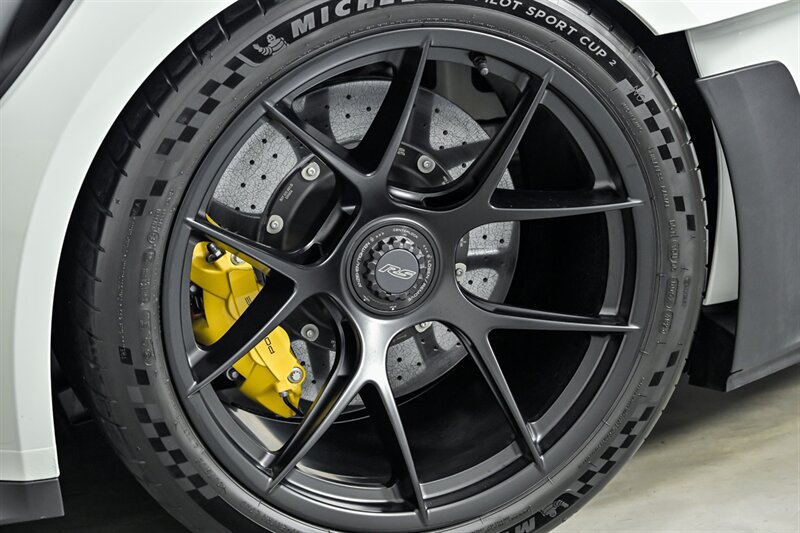 Used 2024 Porsche 911 GT3 RS RWD image 12