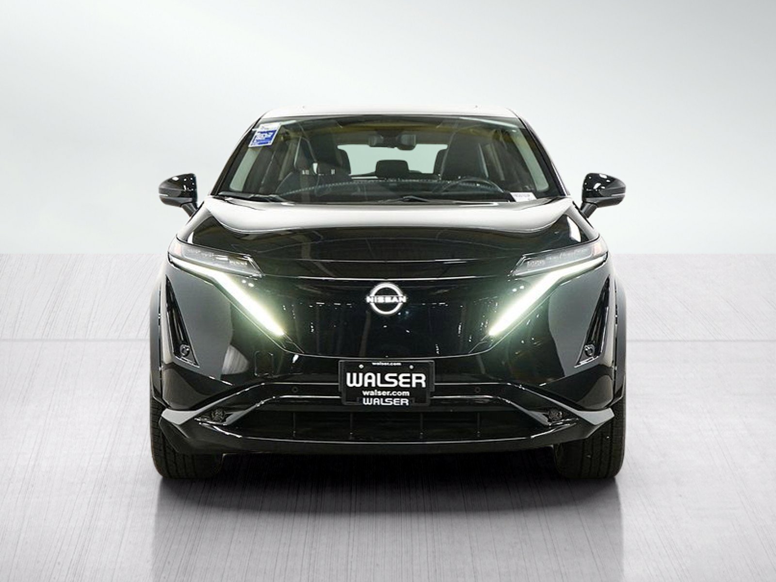 Used 2023 Nissan Ariya AWD/4WD image 8