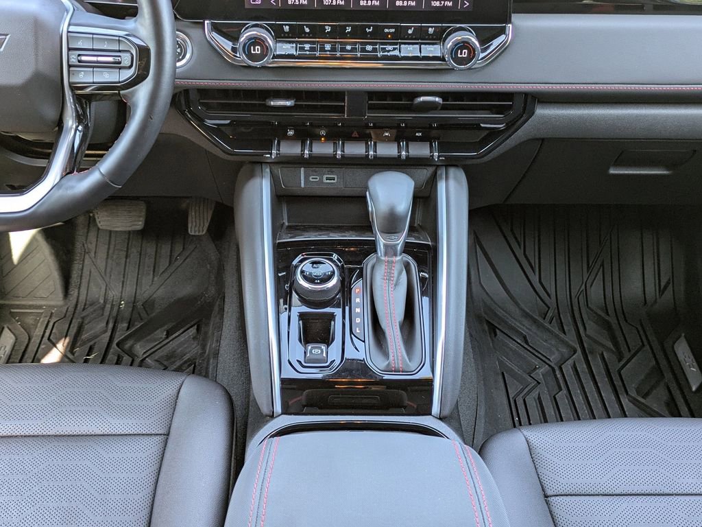 Used 2023 Chevrolet Colorado Z71 w/ Z71 Convenience Package 2 image 19