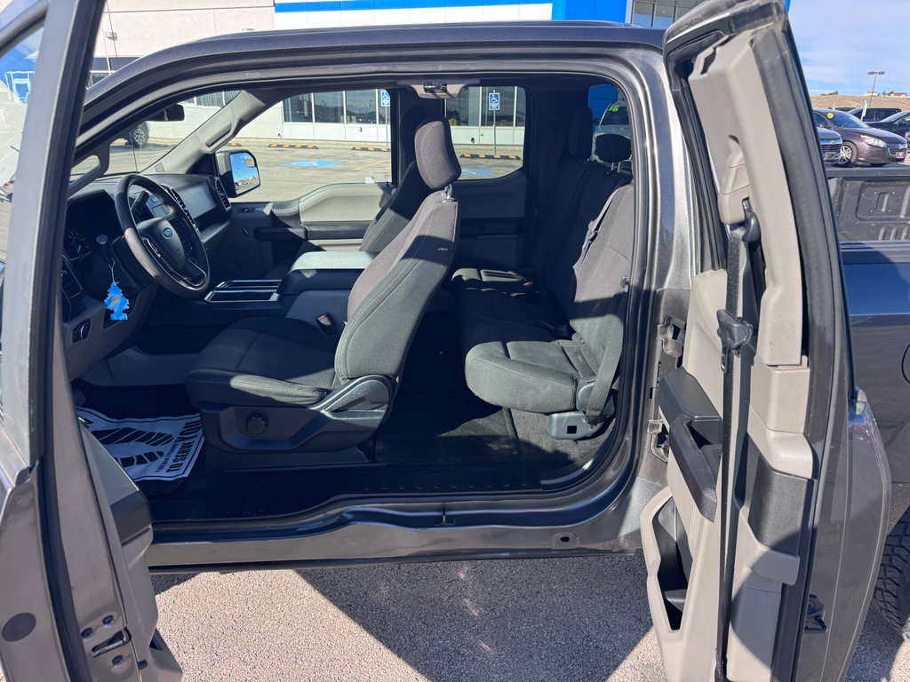 Used 2017 Ford F150 XL w/ Equipment Group 101A Mid image 11