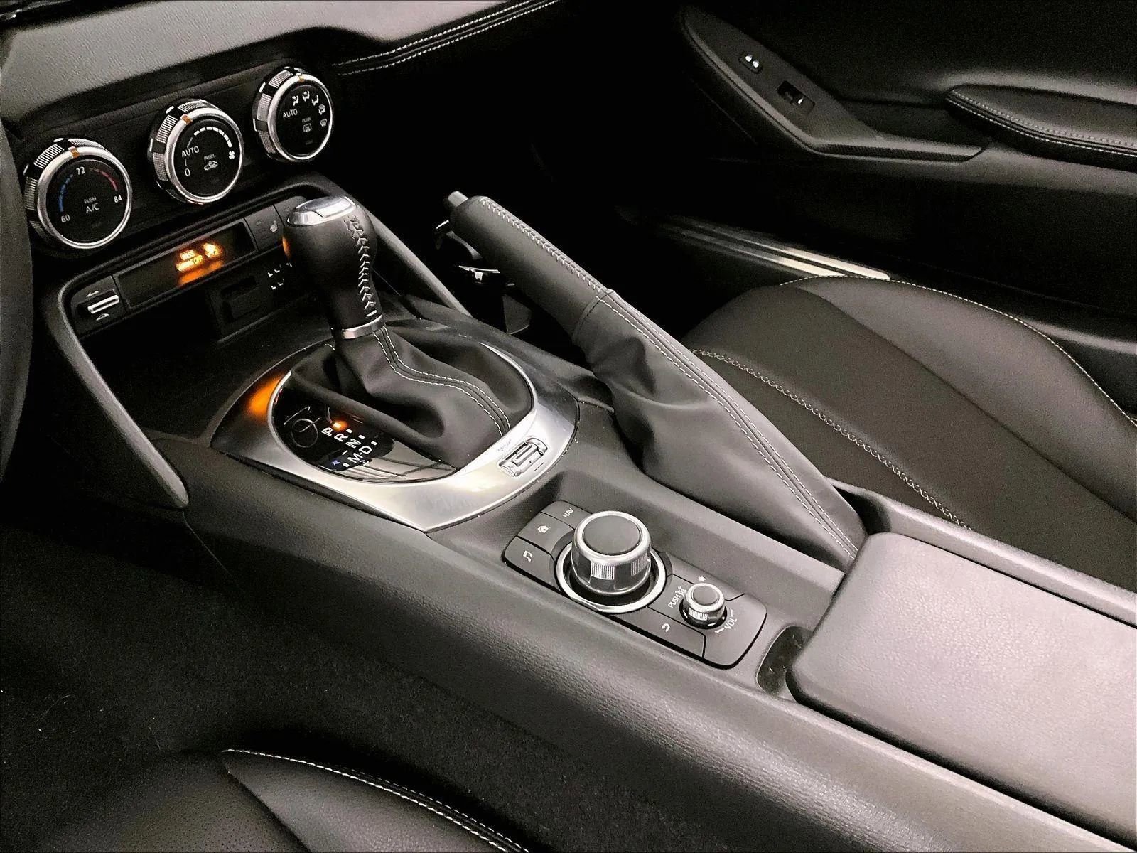 Used 2023 MAZDA MX-5 Miata Grand Touring w/ Weather Package RWD image 16