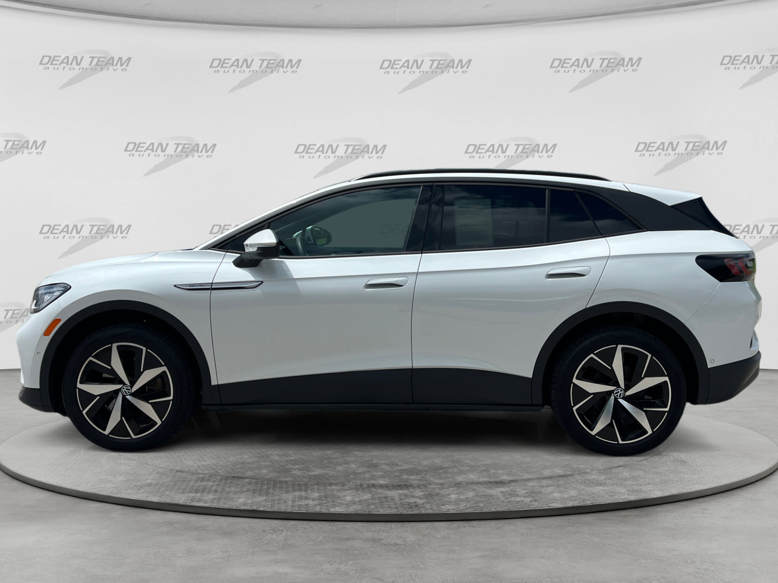 Certified 2023 Volkswagen ID.4 Pro S AWD/4WD image 4