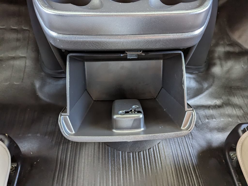 Used 2019 Chevrolet Express 4500 w/ RV Package RWD image 45
