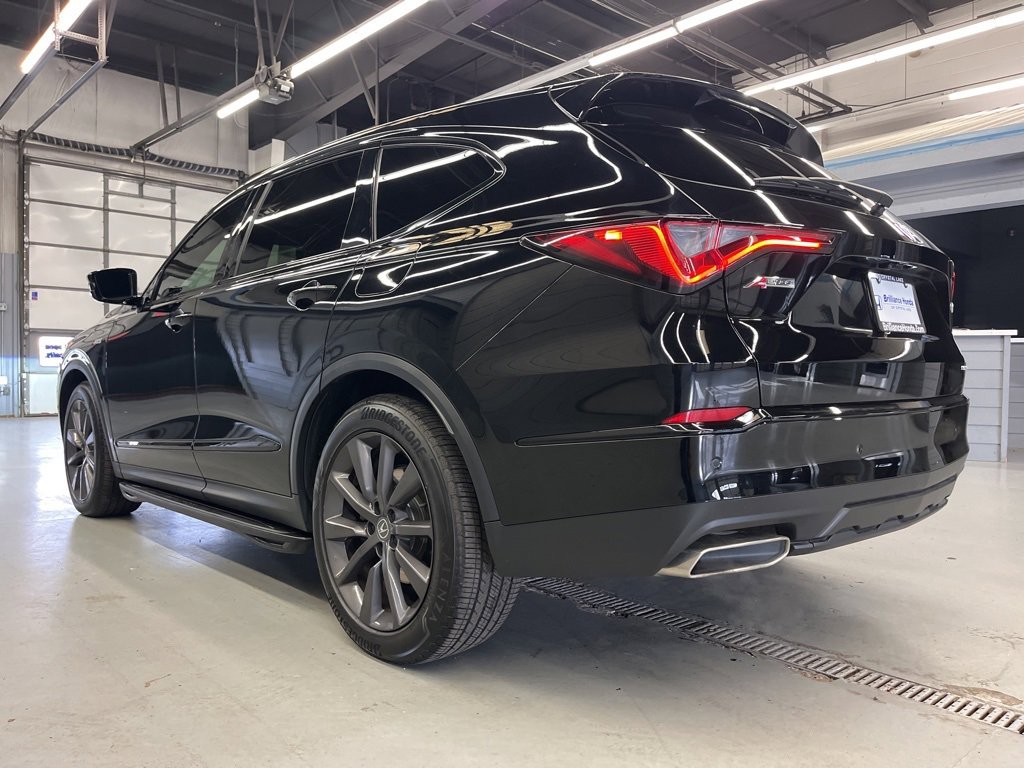 Used 2025 Acura MDX A-Spec image 5