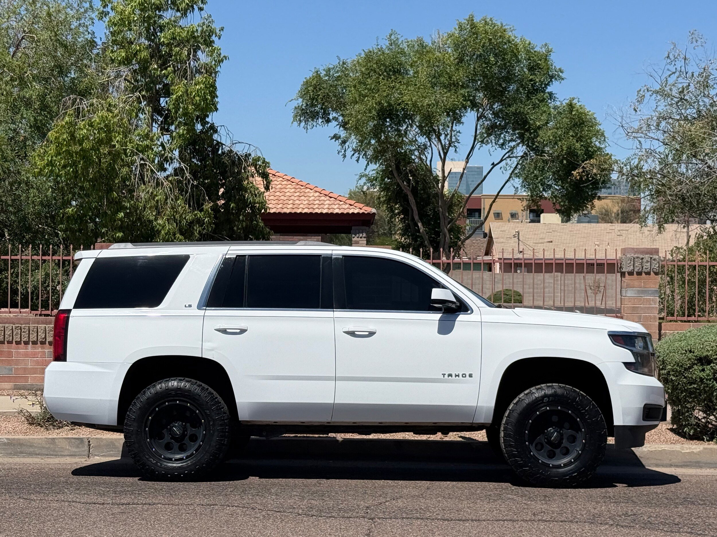 Used 2015 Chevrolet Tahoe LS RWD image 9