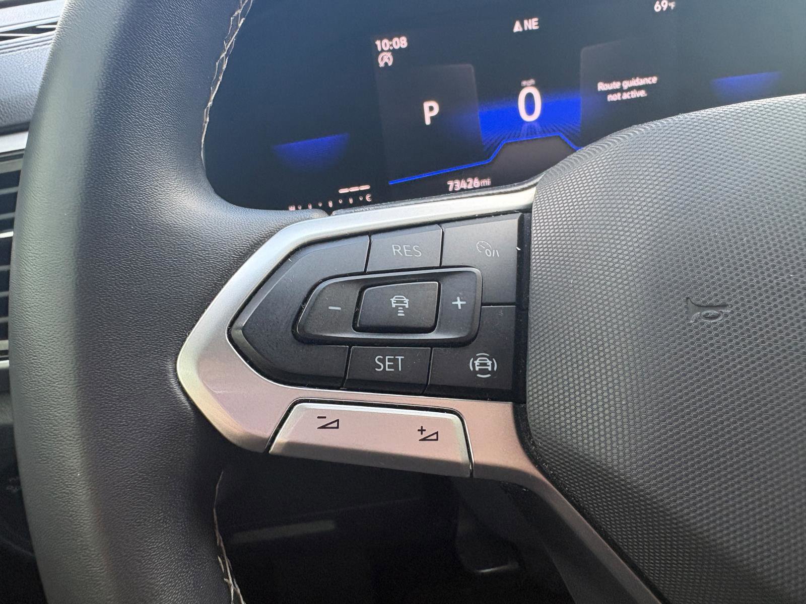 Used 2022 Volkswagen Atlas SE image 35