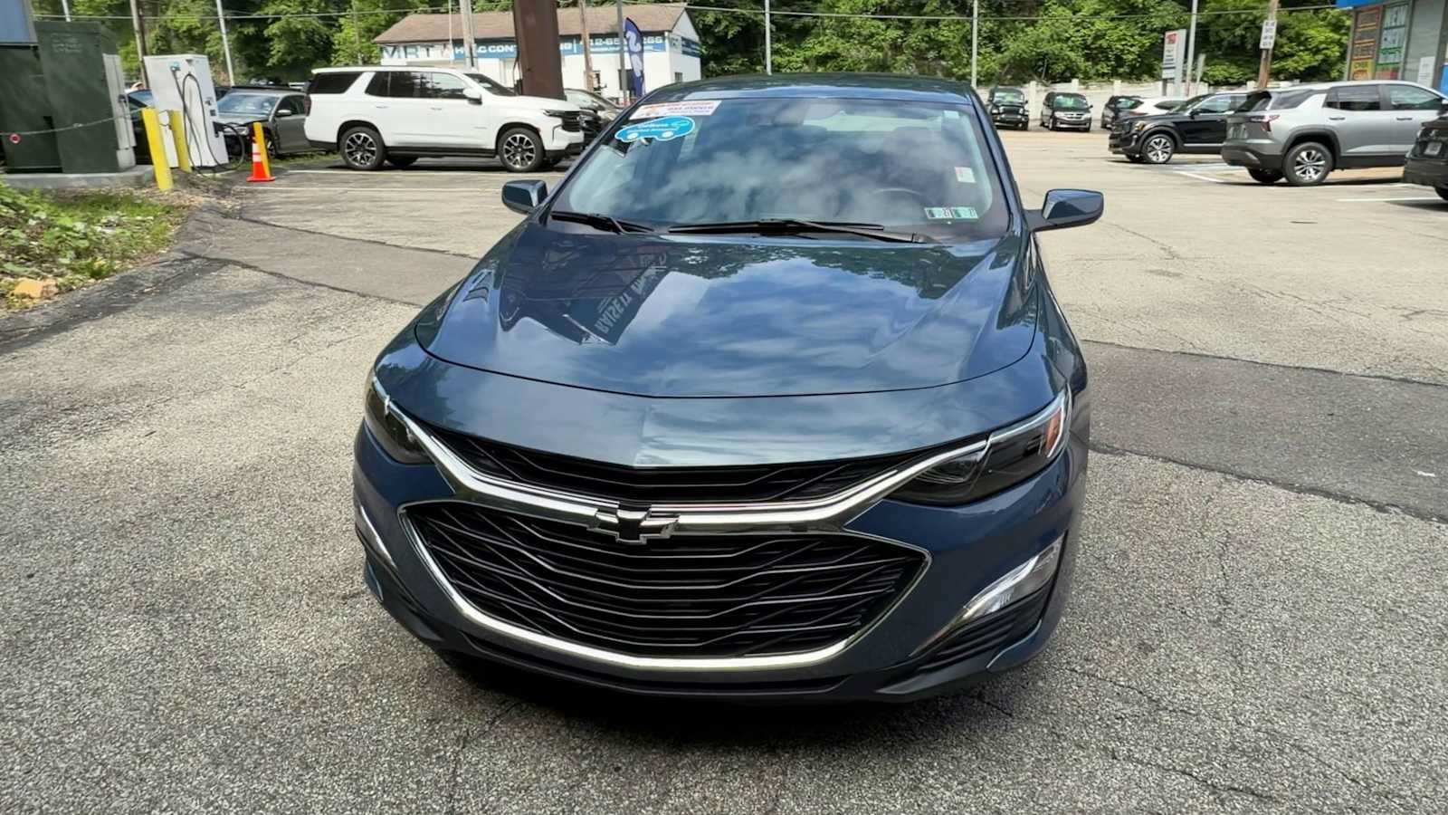 Used 2024 Chevrolet Malibu RS FWD image 3