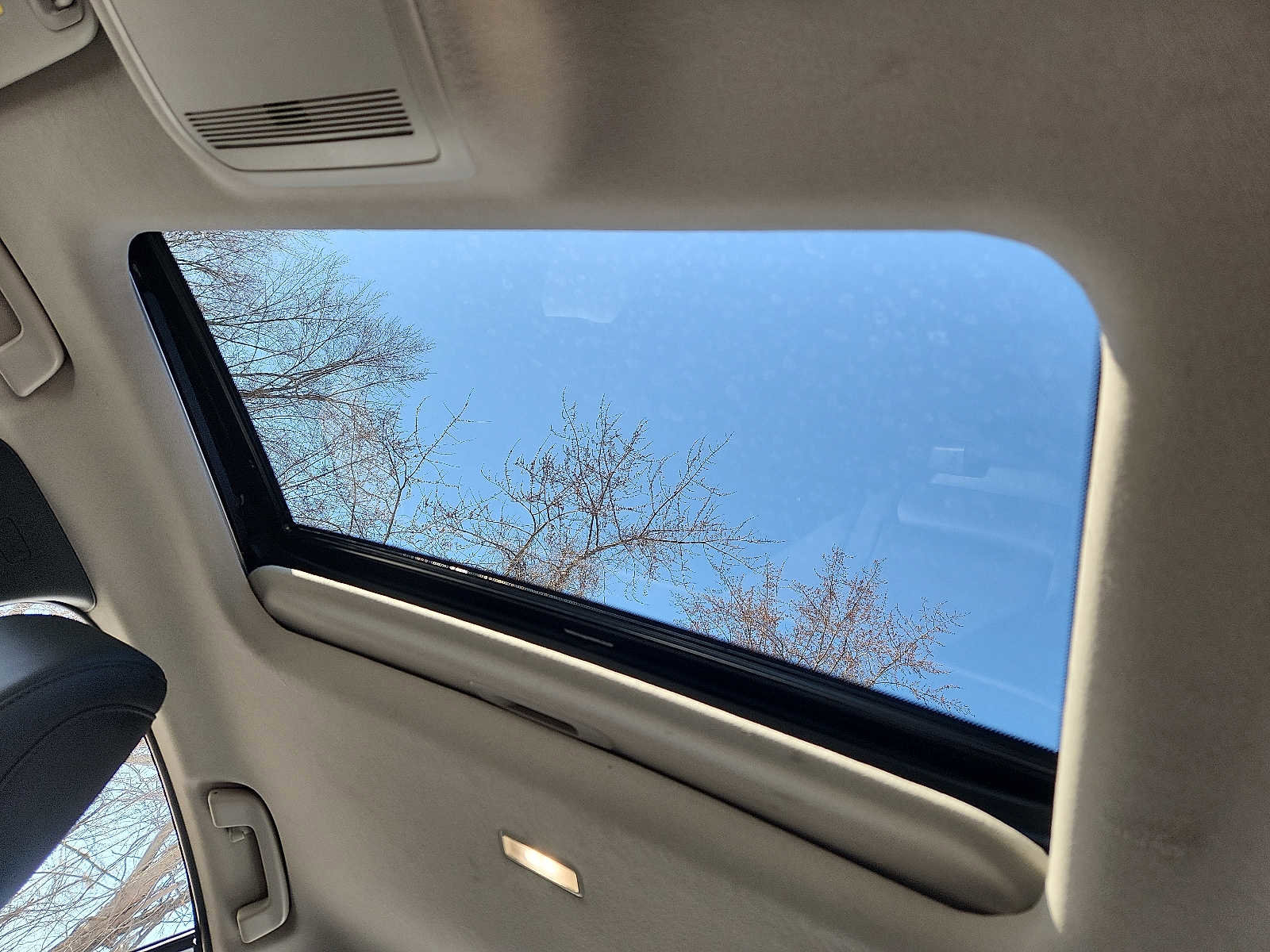 Used 2024 MAZDA MAZDA3 s image 14