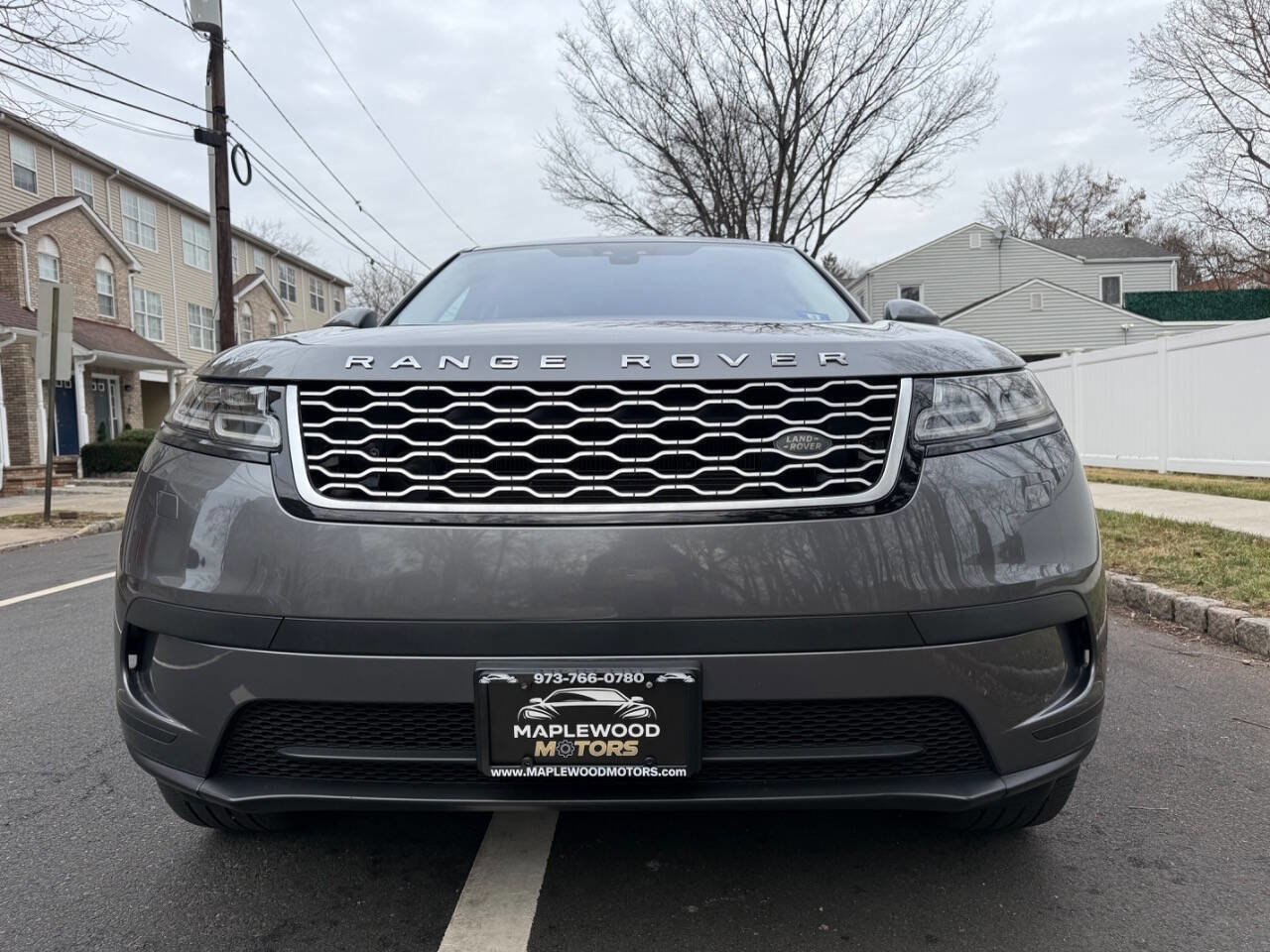 Used 2018 Land Rover Range Rover Velar S AWD/4WD image 3