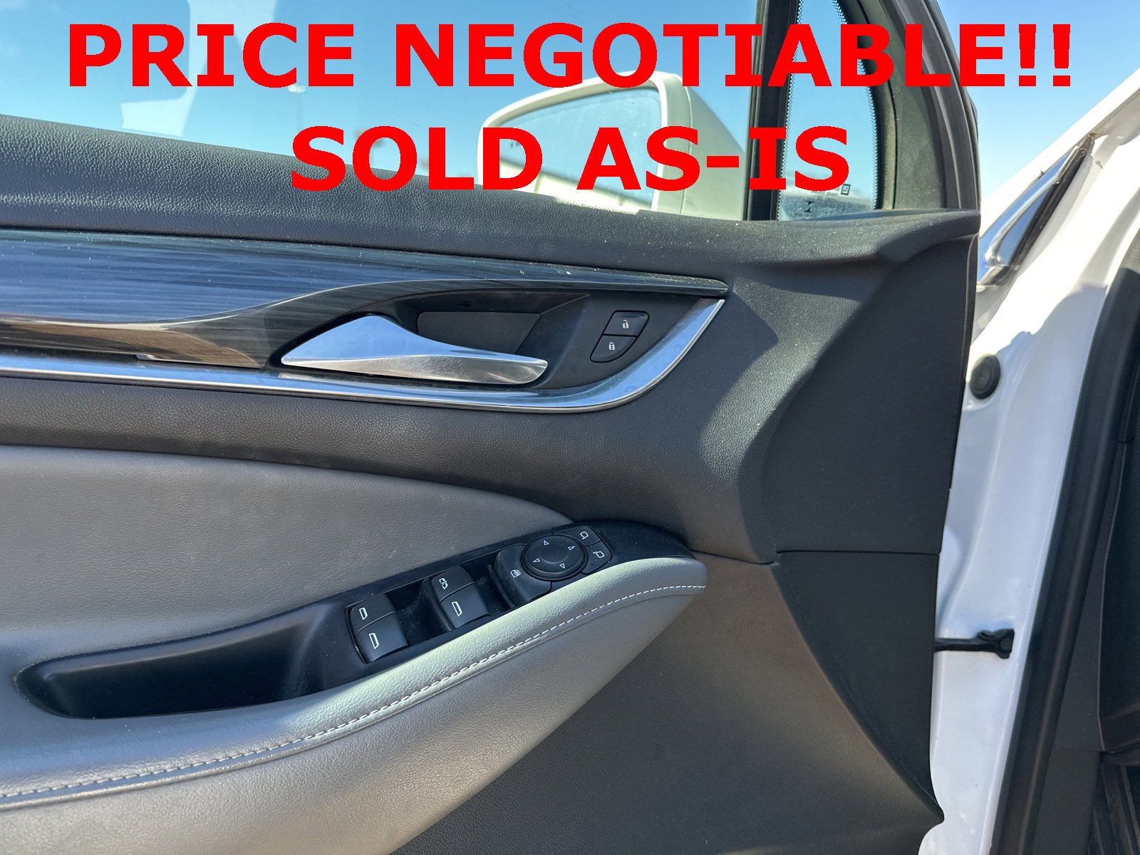 Used 2020 Buick Enclave Essence image 12