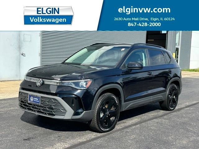 Used 2025 Volkswagen Taos SE AWD/4WD image 1