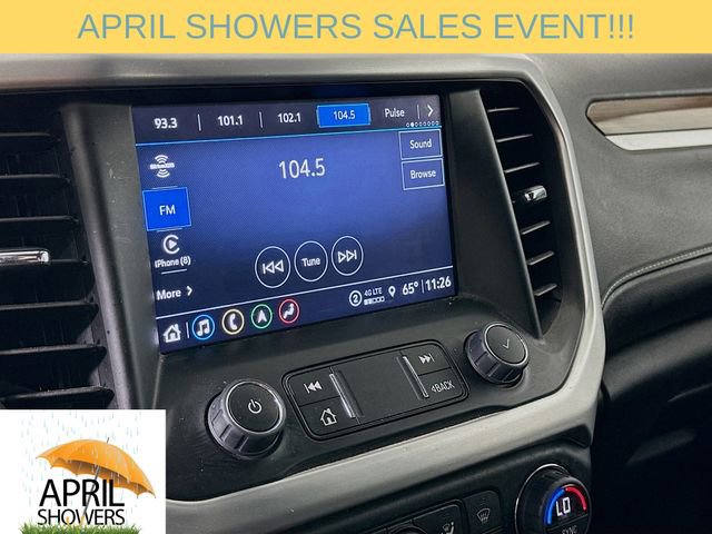 Used 2023 GMC Acadia SLE w/ Driver Convenience Package image 15