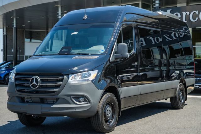 New 2026 Mercedes-Benz Sprinter 2500 image 3