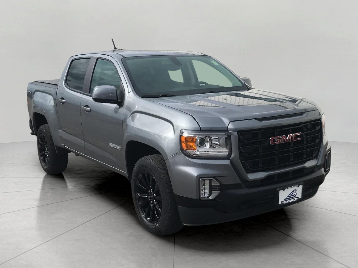 Certified 2022 GMC Canyon Elevation w/ Trailering Package AWD/4WD image 1