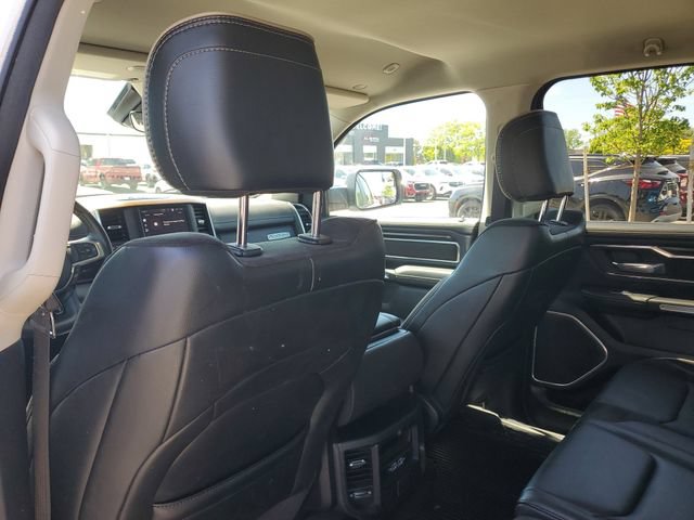 Used 2022 RAM 1500 Laramie AWD/4WD image 10