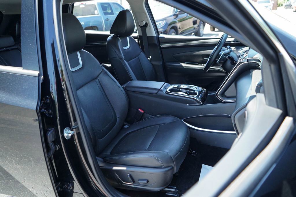 Used 2023 Hyundai Tucson Limited FWD image 11