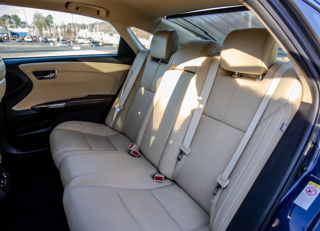 Used 2017 Toyota Avalon Limited FWD image 30