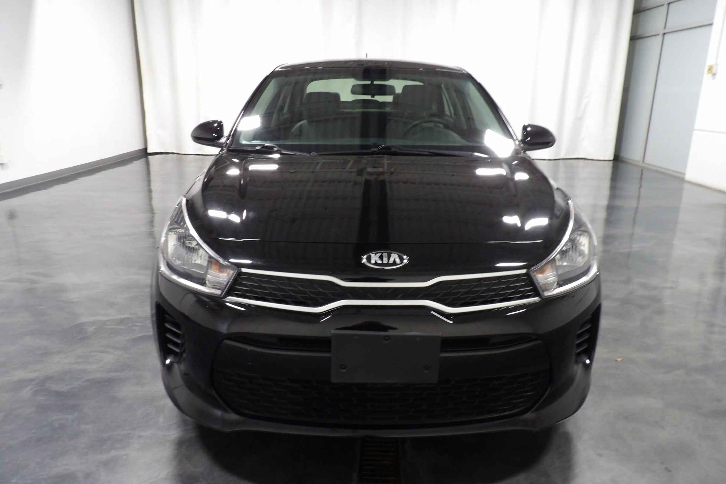 Used 2020 Kia Rio S image 2