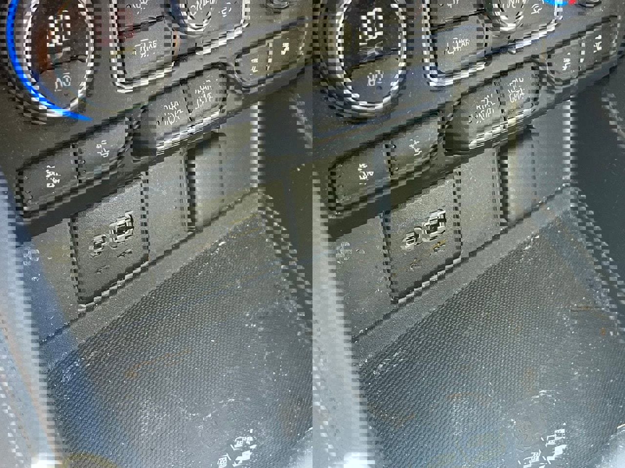 Used 2022 Chevrolet Tahoe Z71 w/ Luxury Package image 7