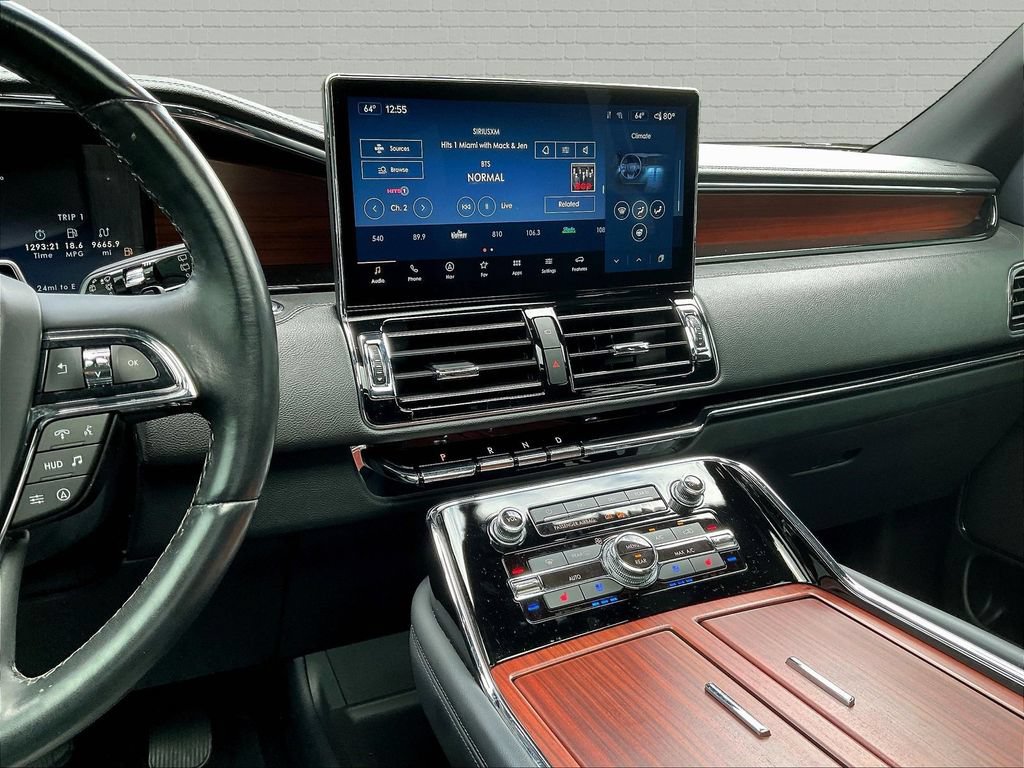 Used 2023 Lincoln Navigator Reserve RWD image 9
