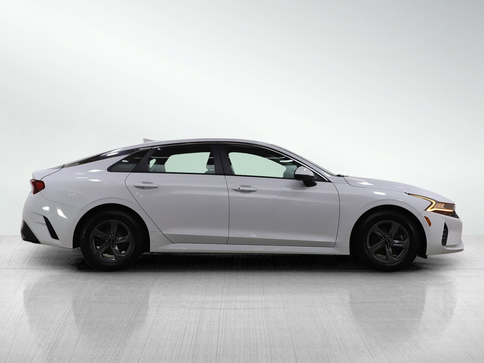 Used 2021 Kia K5 LXS AWD/4WD image 8