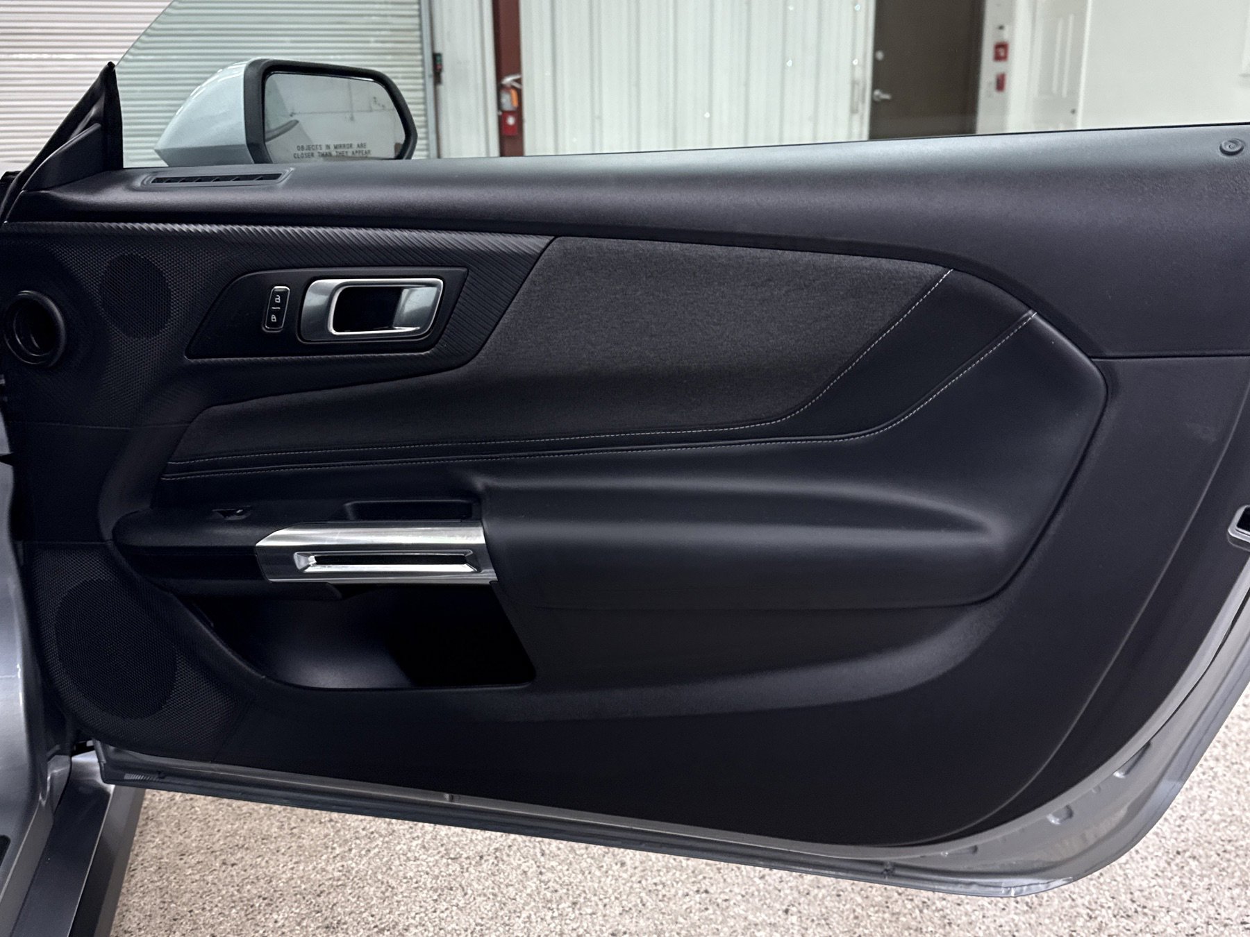 Used 2025 Ford Mustang Coupe image 15