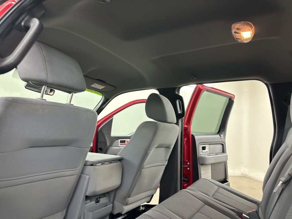 Used 2011 Ford F150 XLT w/ XLT Chrome Pkg image 26