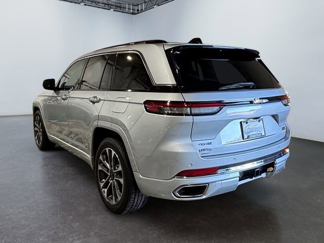 Used 2022 Jeep Grand Cherokee Overland image 3