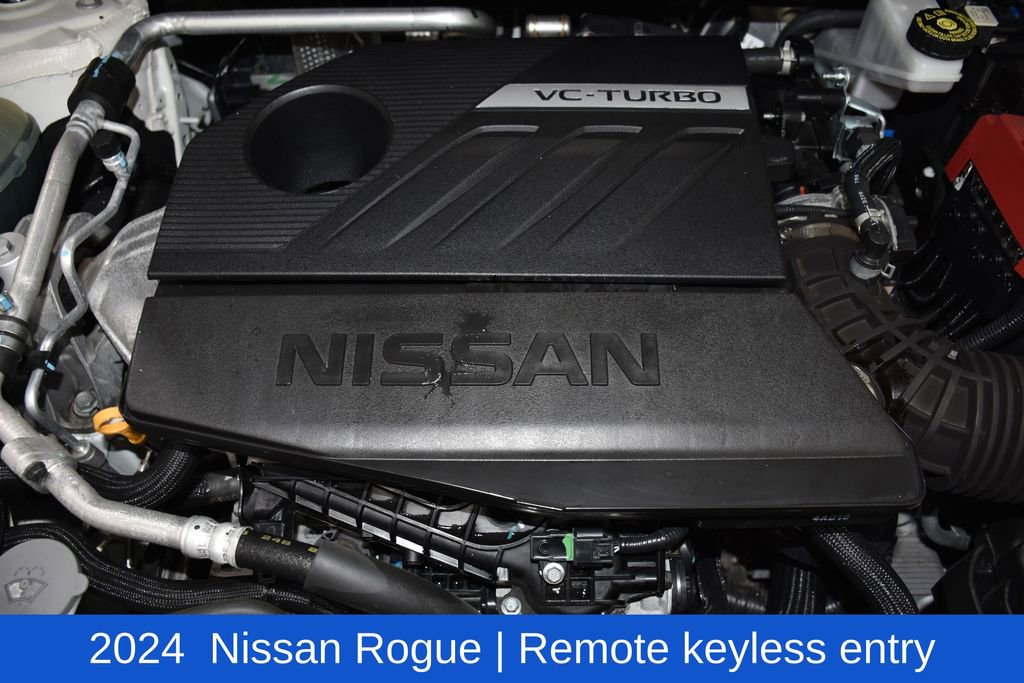 Used 2024 Nissan Rogue SV image 7