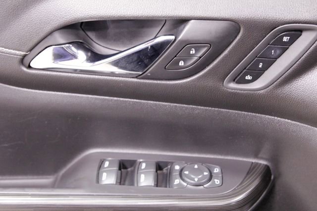 Used 2020 GMC Acadia SLT w/ Driver Alert Package II image 23