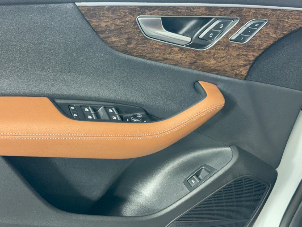 New 2027 Audi Q8 Premium Plus AWD/4WD image 15