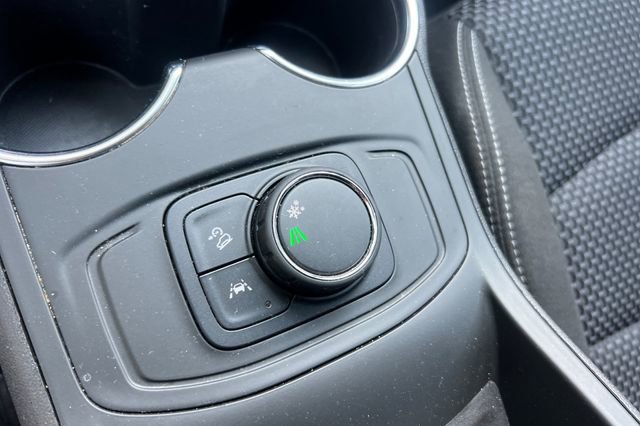 Used 2023 GMC Terrain SLE w/ Elevation Edition image 39