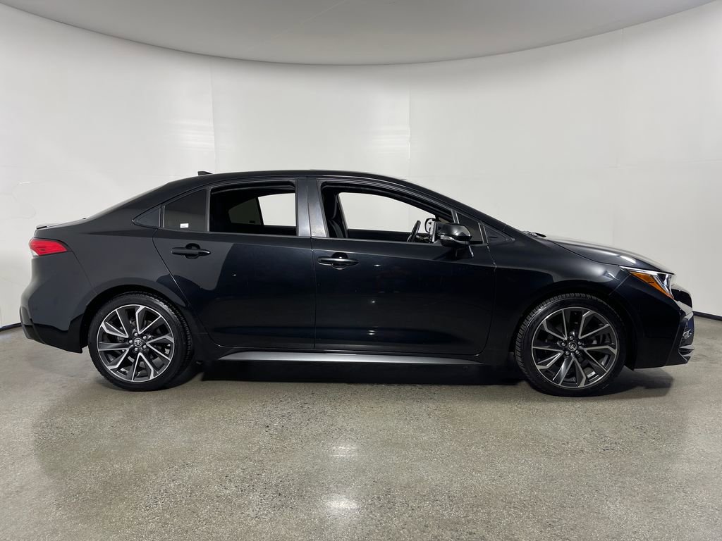 Certified 2021 Toyota Corolla SE w/ SE Premium Package FWD image 2