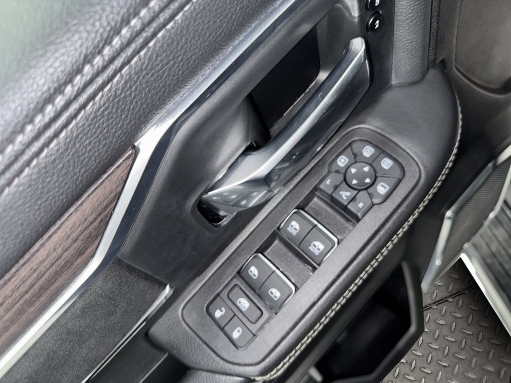 New 2025 RAM 2500 Laramie AWD/4WD image 20