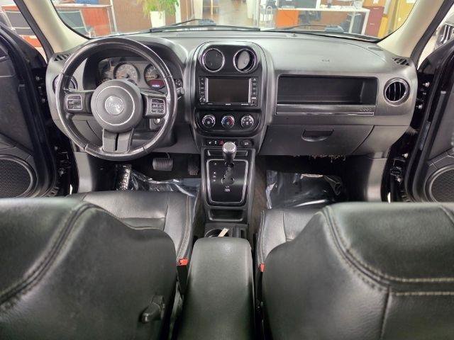 Used 2016 Jeep Patriot High Altitude FWD image 15