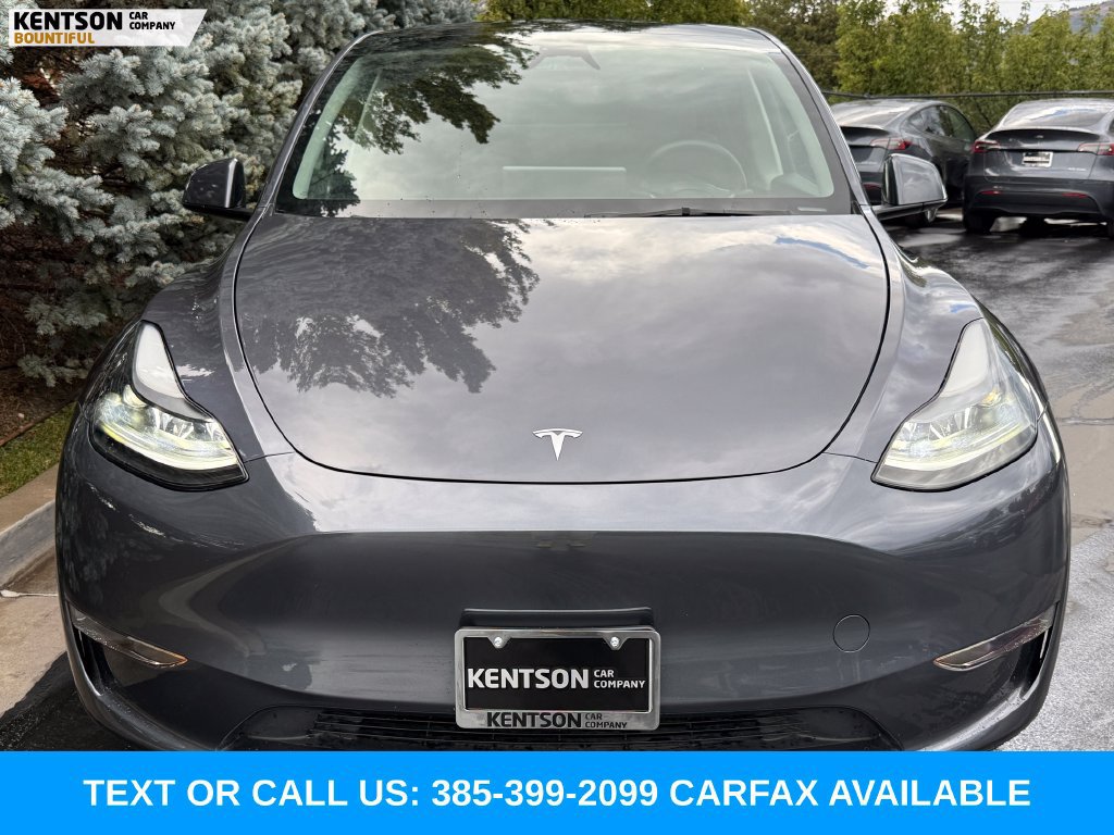 Used 2023 Tesla Model Y Long Range AWD/4WD image 2
