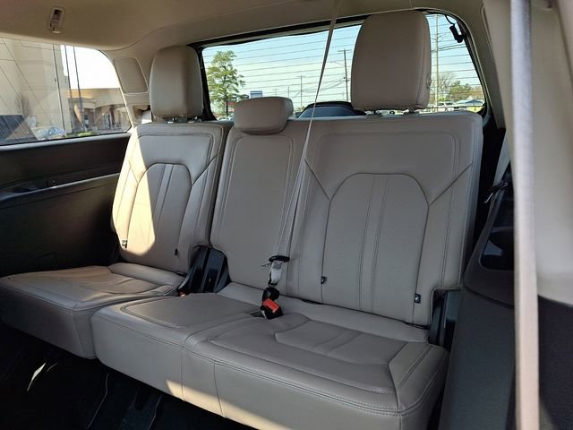 Used 2024 Ford Expedition Limited AWD/4WD image 11