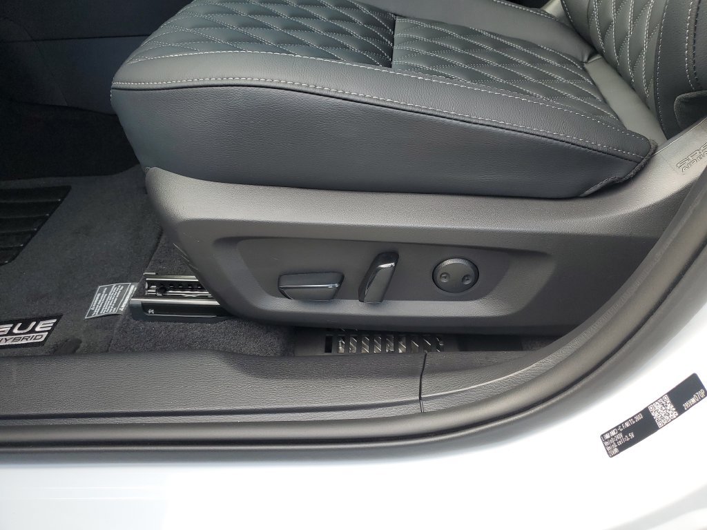 New 2026 Nissan Rogue Platinum AWD/4WD image 19