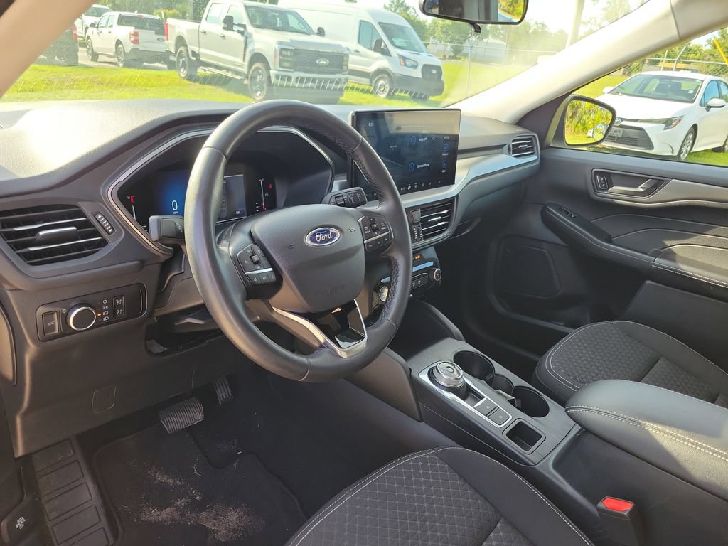 Used 2023 Ford Escape Active w/ Tech Pack #1 FWD image 14