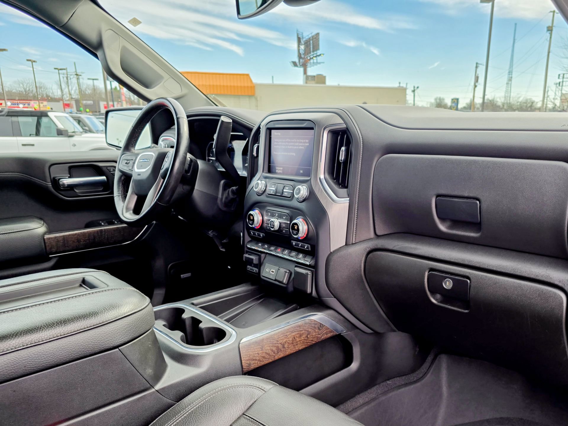 Used 2021 GMC Sierra 1500 Denali w/ Driver Alert Package II image 9