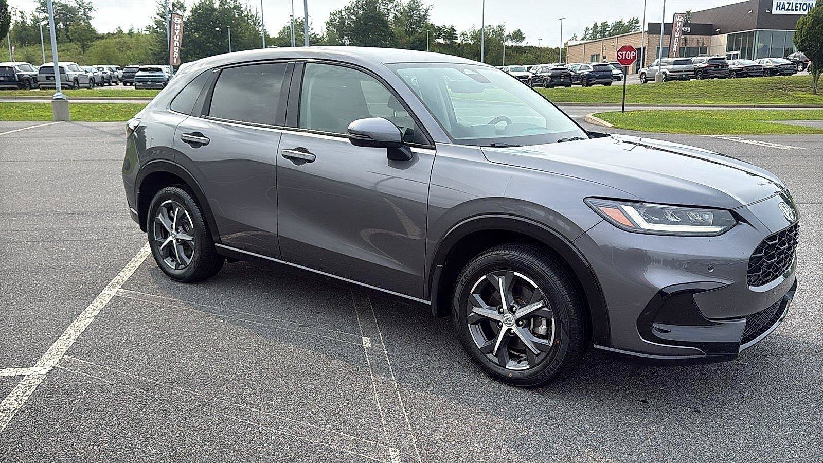Used 2024 Honda HR-V EX-L image 2